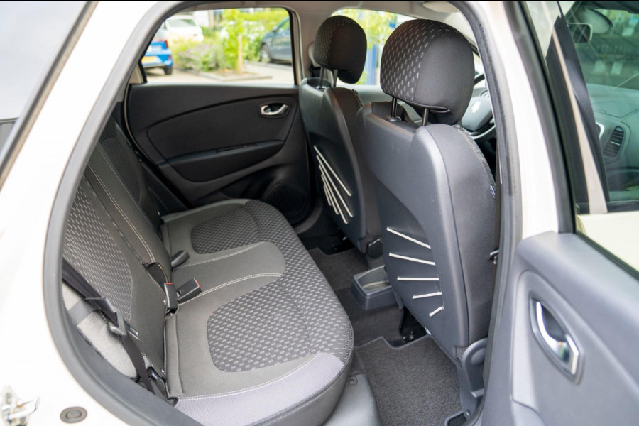 Renault Captur 0.9 TCe Intens | Prijs rijklaar incl. 12 mnd garantie | Navi Airco Camera Pdc Lmv