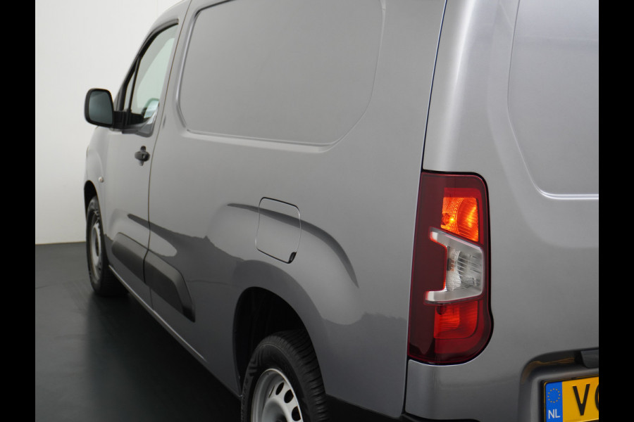 Opel Combo 1.5D L2H1 Navi Apple Carplay Android ECC PDC Cruise MultiMedia-nb Schuifdeur-R. Tussenschot Airco Connect DAB+Elektr.spiegels+Ve Wegklapbare-kussen-bijrijder Orig.NLse Auto ! EURO 6