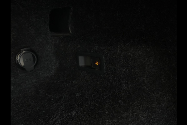 Škoda ENYAQ iV 80 First Edition Leder Matrix Led Trekhaak Camera