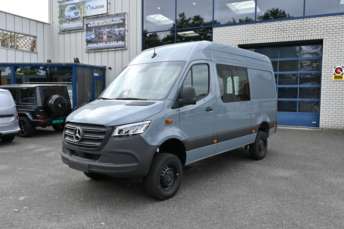 Mercedes-Benz Sprinter 319 CDI 4x4 L2H2 Pro Distronic, Draaistoelen, LED, Electrische schuifdeur