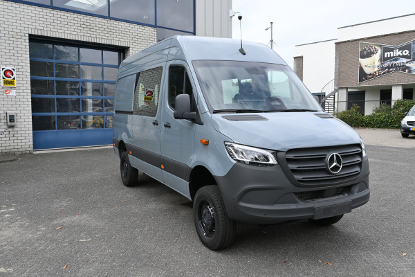 Mercedes-Benz Sprinter 319 CDI 4x4 L2H2 Pro Distronic, Draaistoelen, LED, Electrische schuifdeur
