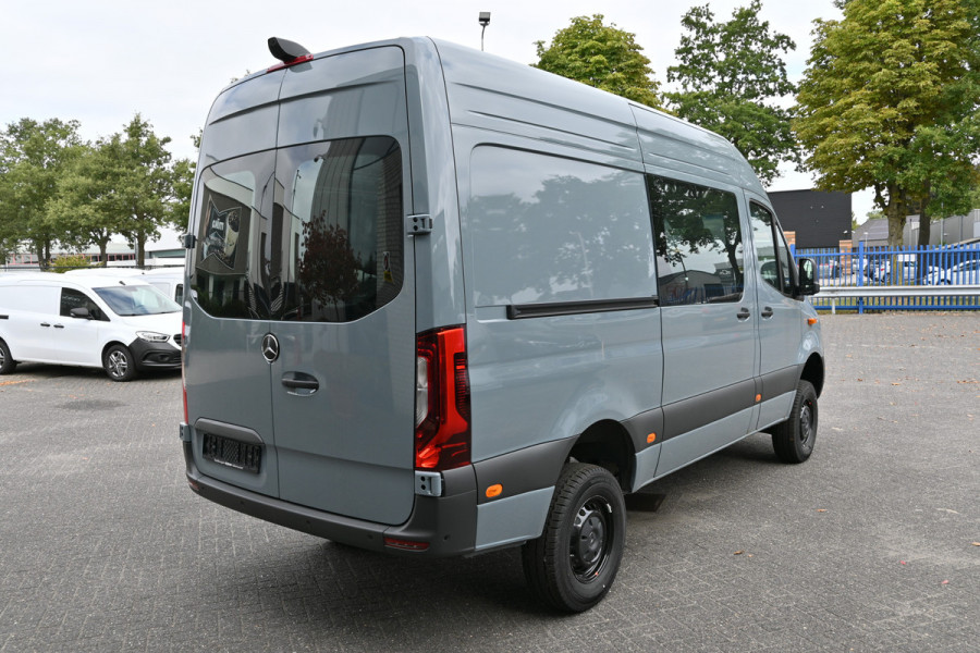 Mercedes-Benz Sprinter 319 CDI 4x4 L2H2 Pro Distronic, Draaistoelen, LED, Electrische schuifdeur