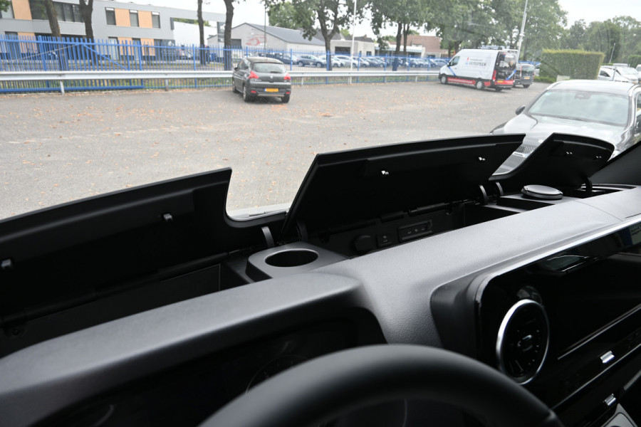 Mercedes-Benz Sprinter 319 CDI 4x4 L2H2 Pro Distronic, Draaistoelen, LED, Electrische schuifdeur