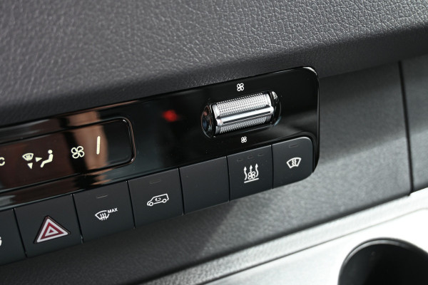 Mercedes-Benz Sprinter 319 CDI 4x4 L2H2 Pro Distronic, Draaistoelen, LED, Electrische schuifdeur