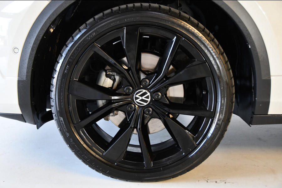 Volkswagen T-Roc 1.5 TSI R-Line Pano/Beats/Iq-light