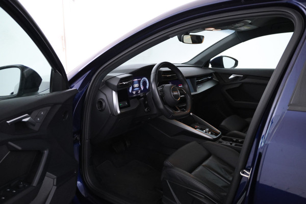 Audi A3 Sportback 30 TDI Business edition Automaat, Leer, Virtual, Sportstoelen