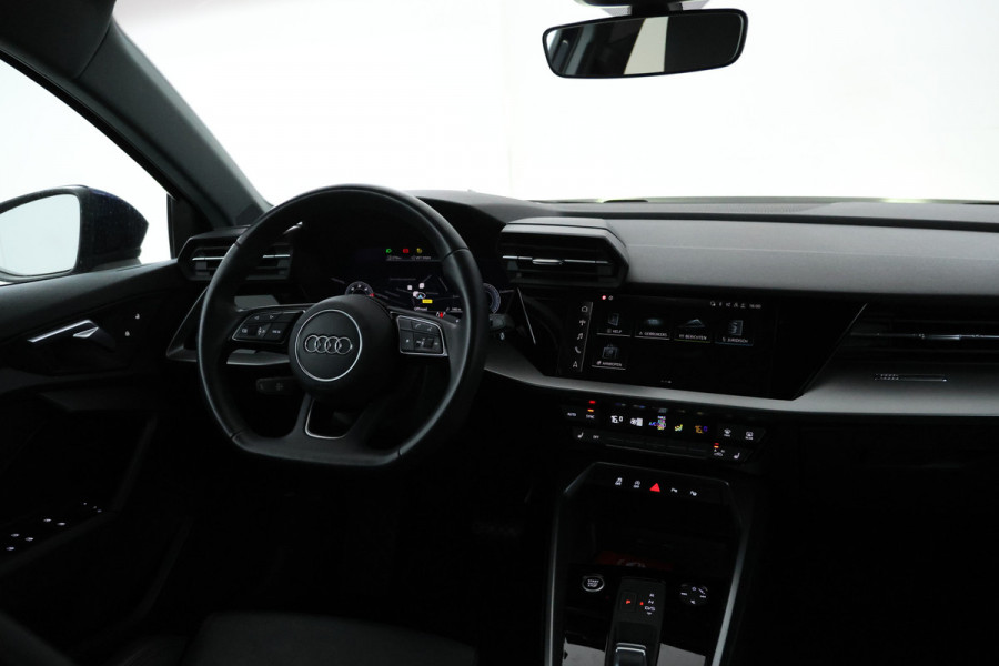 Audi A3 Sportback 30 TDI Business edition Automaat, Leer, Virtual, Sportstoelen