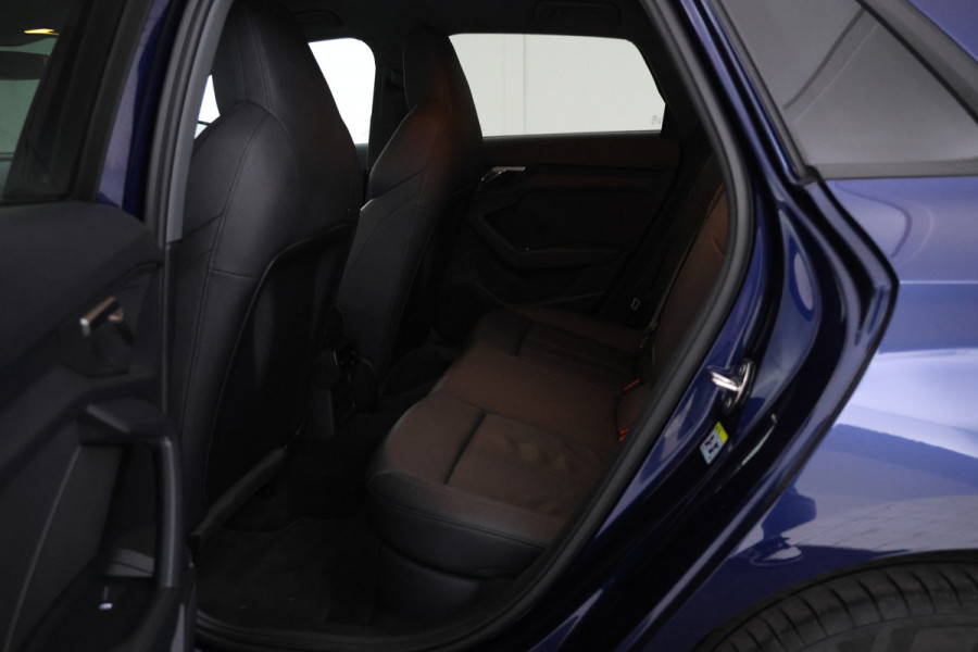 Audi A3 Sportback 30 TDI Business edition Automaat, Leer, Virtual, Sportstoelen