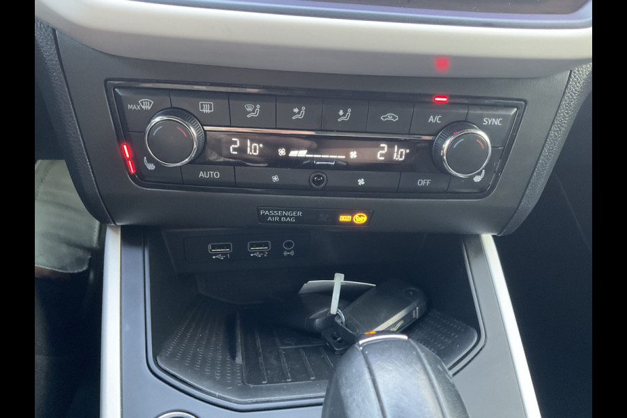Seat Arona 1.0 TSI Automaat Xcellence Carplay Trekhaak Stoelverw. Business Intense