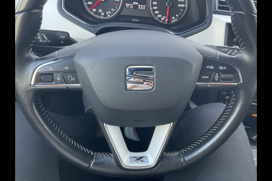 Seat Arona 1.0 TSI Automaat Xcellence Carplay Trekhaak Stoelverw. Business Intense