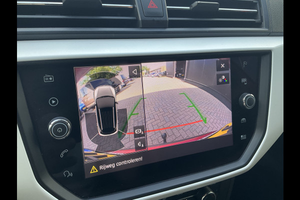 Seat Arona 1.0 TSI Automaat Xcellence Carplay Trekhaak Stoelverw. Business Intense
