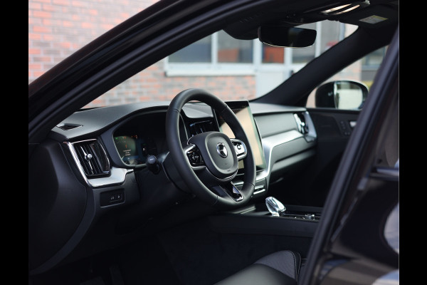 Volvo XC60 T6 AWD Ultra Black Edition | Trekhaak - Head Up - Direct leverbaar ZWART 1319193