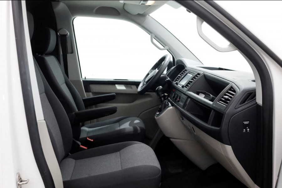 Volkswagen Transporter 2.0 TSI 150pk Benzine L2H3 Trendline Airco/Camera/Camper? BPM-VRIJ 03-2019 Volkswagen Transporter 2.0 TSI 150pk Benzine L2H3 Trendline Airco/Camera/Camper? BPM-VRIJ 03-2019