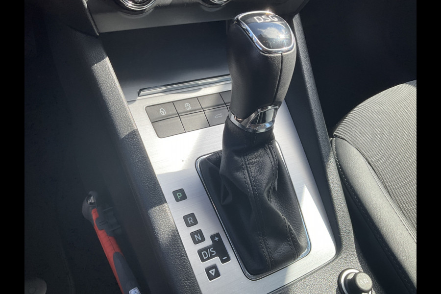 Škoda Octavia Combi 1.6 TDI Automaat Clever Edition Navi Stoelverw. Trekhaak