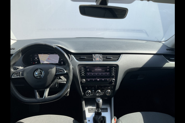 Škoda Octavia Combi 1.6 TDI Automaat Clever Edition Navi Stoelverw. Trekhaak