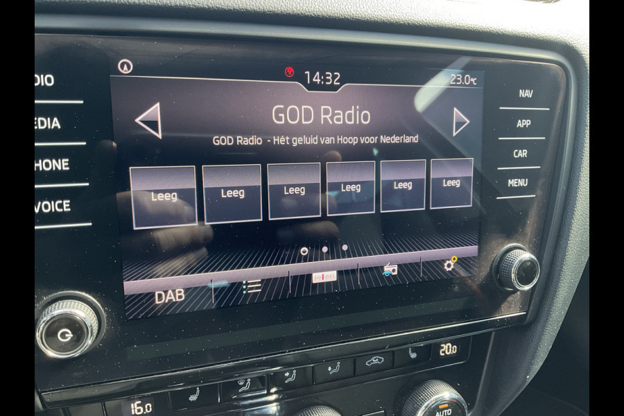 Škoda Octavia Combi 1.6 TDI Automaat Clever Edition Navi Stoelverw. Trekhaak