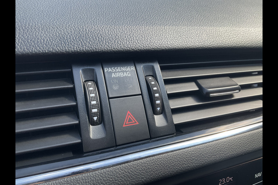 Škoda Octavia Combi 1.6 TDI Automaat Clever Edition Navi Stoelverw. Trekhaak