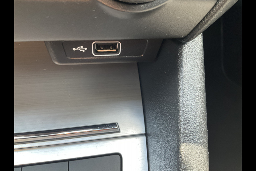 Škoda Octavia Combi 1.6 TDI Automaat Clever Edition Navi Stoelverw. Trekhaak
