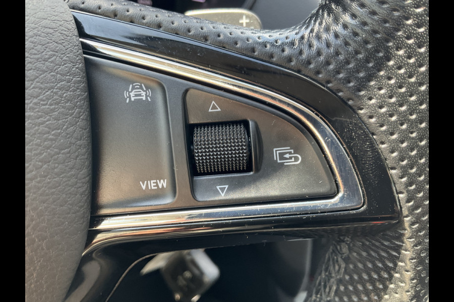 Škoda Octavia Combi 1.6 TDI Automaat Clever Edition Navi Stoelverw. Trekhaak