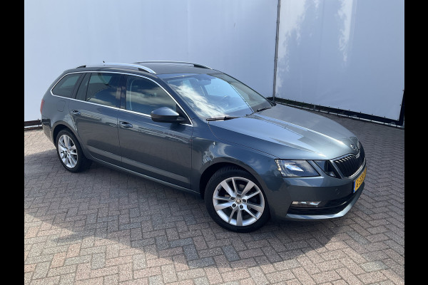 Škoda Octavia Combi 1.6 TDI Automaat Clever Edition Navi Stoelverw. Trekhaak