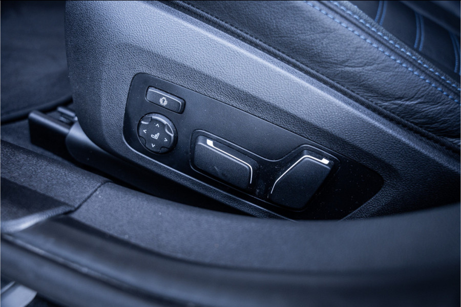 BMW 3 Serie Touring 330e xDrive - M Sport | Panorama | H&K | Memory | 360 Camera | HUD