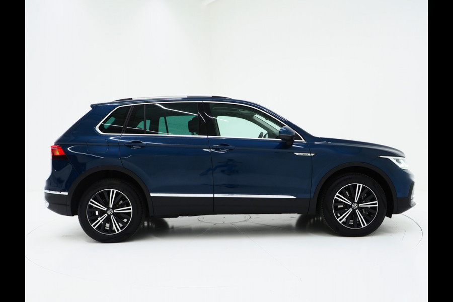 Volkswagen Tiguan 1.4 TSI eHybrid Elegance Exclusive | Panoramadak | Leder | 360 | Adaptive Cruise | Virtual | Carplay