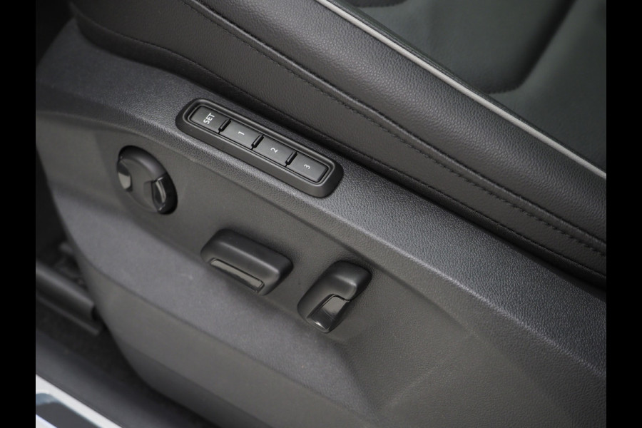 Volkswagen Tiguan 1.4 TSI eHybrid Elegance Exclusive | Panoramadak | Leder | 360 | Adaptive Cruise | Virtual | Carplay