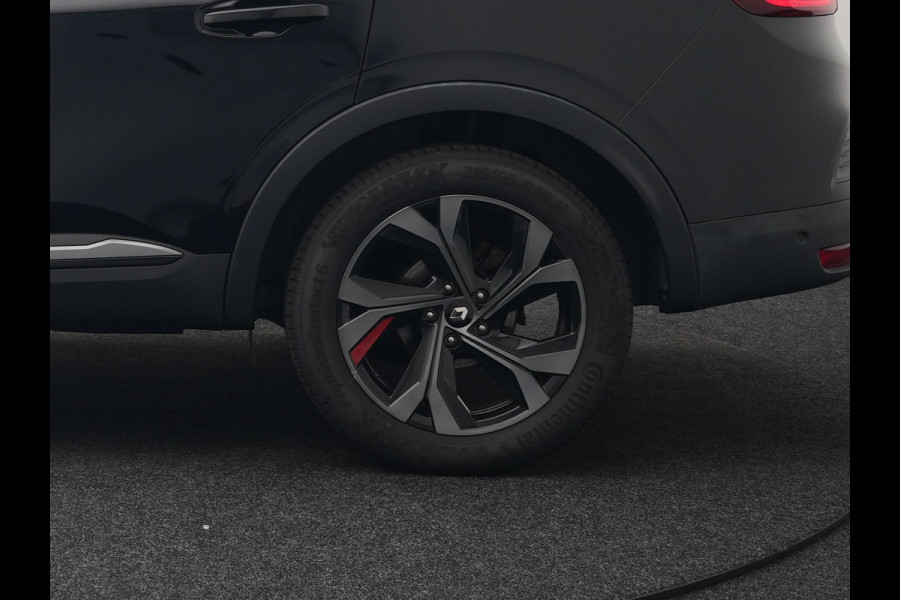 Renault Arkana 1.6 E-Tech R.S. Line Hybrid 158pk Dealer O.H | Adaptive Cruise | Camera | Alcantara Sportstoelen Verwarmd | Keyless | Blis | Draadloos Laden | Sportstuur Verwarmd | Navigatie | DAB |