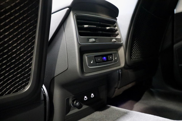 Audi Q8 55 TFSIe Q 4Wstur|PANO|RS zetels|TrkHk|VOL
