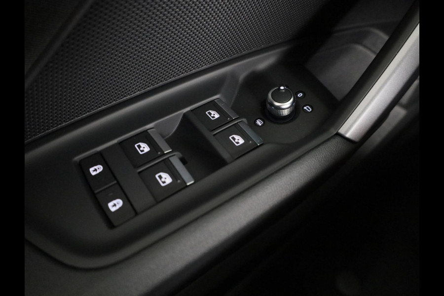 Audi A3 Sportback 40 TFSI e Advanced edition assistentiepakket Driving + parking Plus, optiekpakket zwart Plus