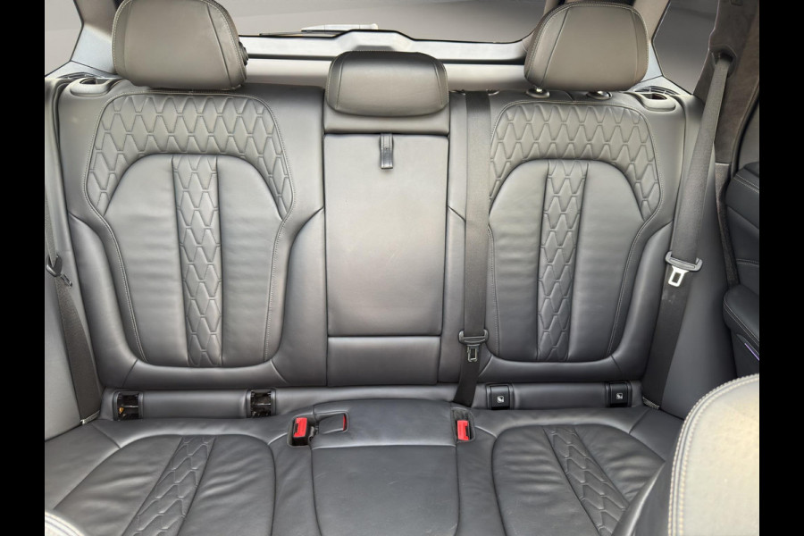 BMW X5 xDrive45e Pano| Laser | Massage | Koeling | Sky Lounge
