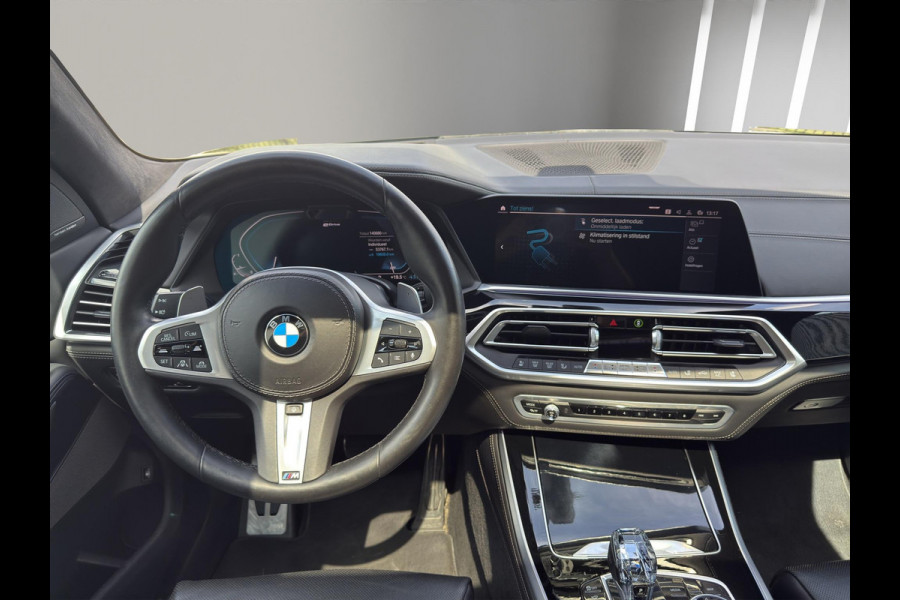 BMW X5 xDrive45e Pano| Laser | Massage | Koeling | Sky Lounge