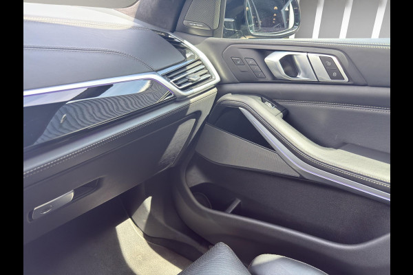 BMW X5 xDrive45e Pano| Laser | Massage | Koeling | Sky Lounge