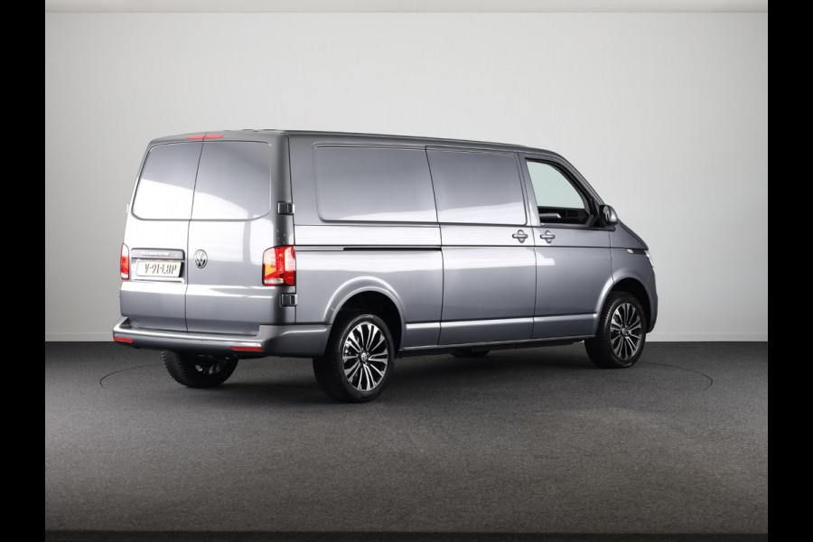 Volkswagen Transporter 2.0 TDI L2H1 28 Comfortline 150 pk Automaat | Verlengde garantie | Navigatie via App | Parkeersensoren achter | Cruise control | LED koplampen |