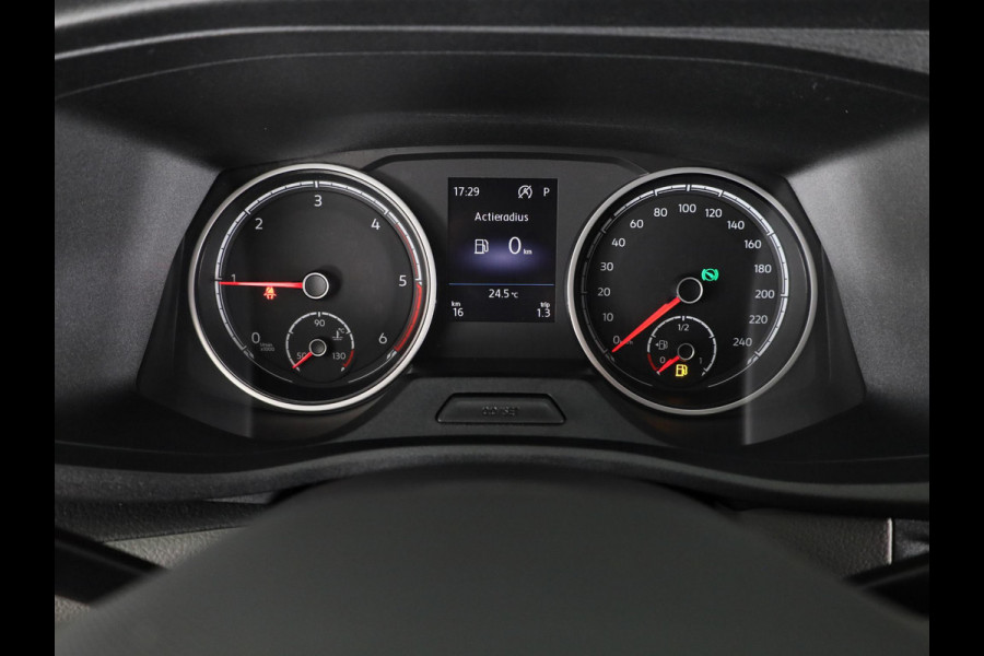 Volkswagen Transporter 2.0 TDI L2H1 28 Comfortline 150 pk Automaat | Verlengde garantie | Navigatie via App | Parkeersensoren achter | Cruise control | LED koplampen |