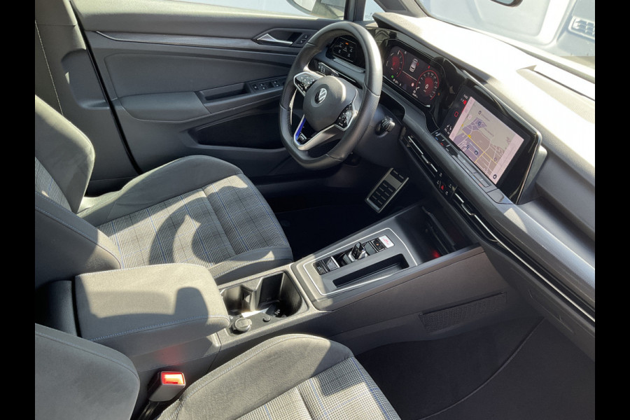 Volkswagen Golf 1.4 eHybrid 259pk GTE Led Adapt.Cruise Carplay Trekhaak PHEV Plug-in
