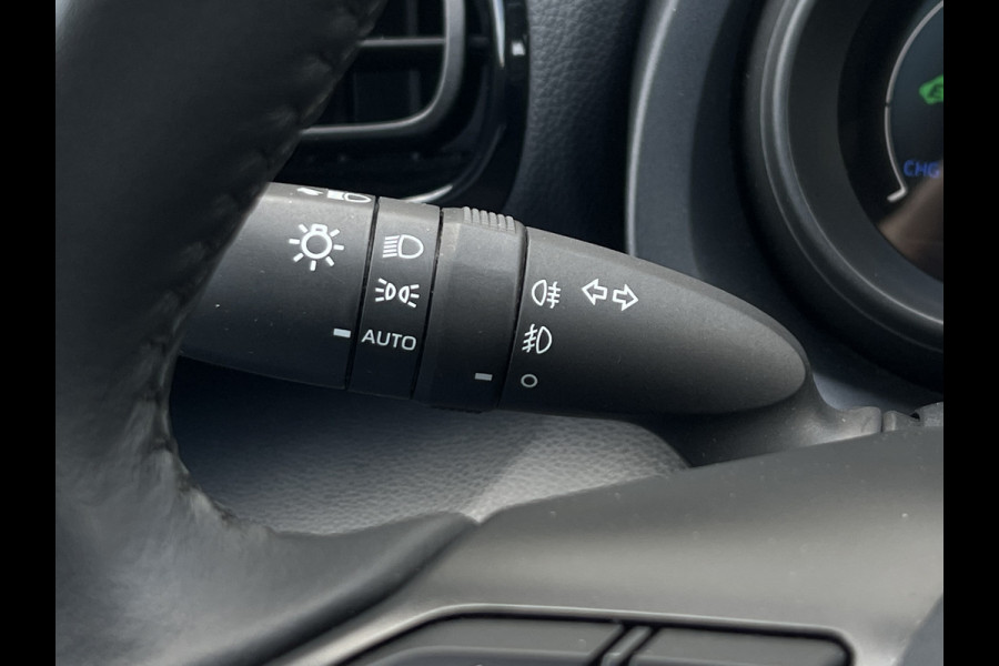 Toyota Yaris 1.5 Hybrid Dynamic | Carplay | LED | Camera | Stoelverwarming