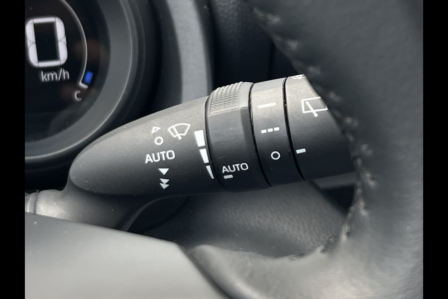 Toyota Yaris 1.5 Hybrid Dynamic | Carplay | LED | Camera | Stoelverwarming