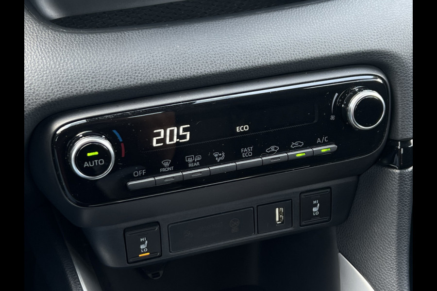Toyota Yaris 1.5 Hybrid Dynamic | Carplay | LED | Camera | Stoelverwarming