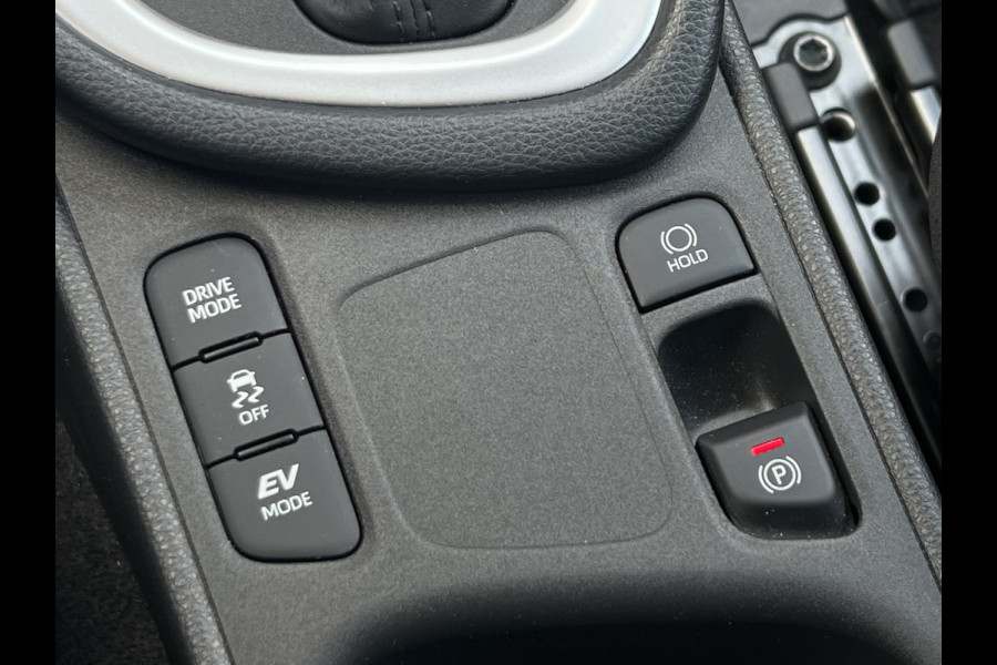 Toyota Yaris 1.5 Hybrid Dynamic | Carplay | LED | Camera | Stoelverwarming