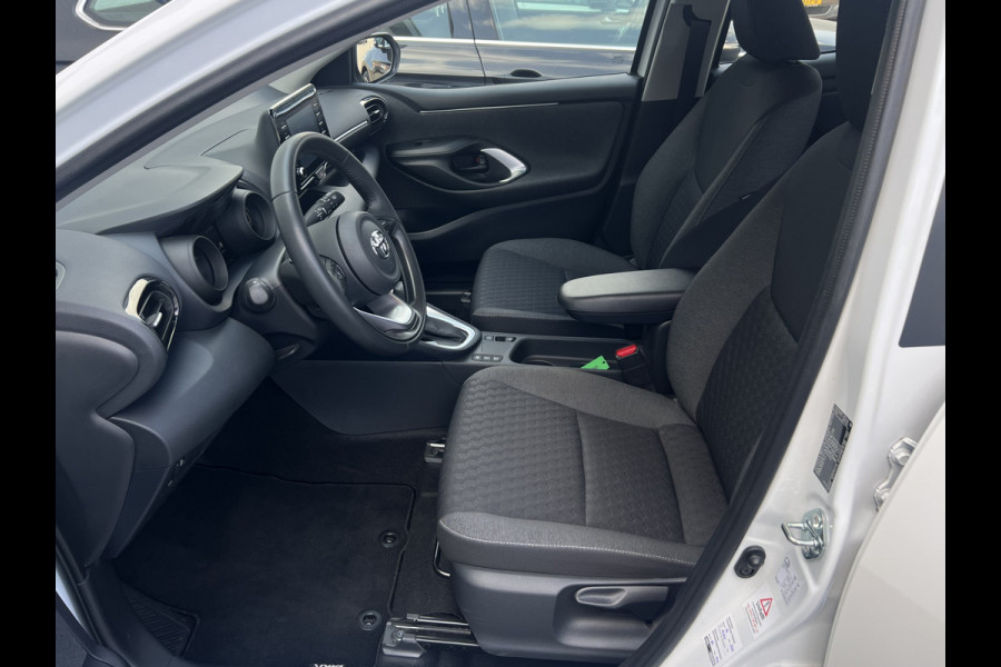 Toyota Yaris 1.5 Hybrid Dynamic | Carplay | LED | Camera | Stoelverwarming