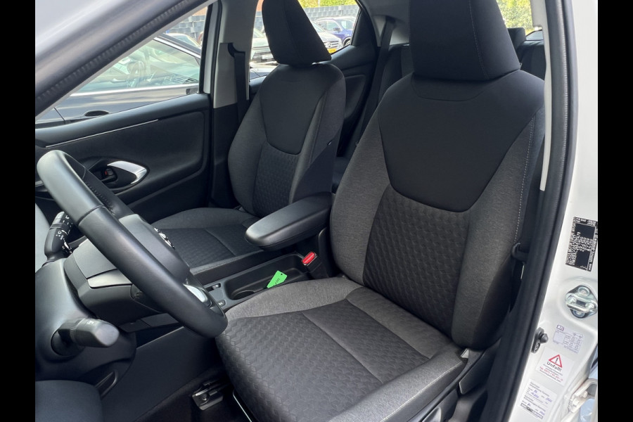 Toyota Yaris 1.5 Hybrid Dynamic | Carplay | LED | Camera | Stoelverwarming