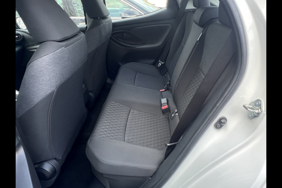 Toyota Yaris 1.5 Hybrid Dynamic | Carplay | LED | Camera | Stoelverwarming