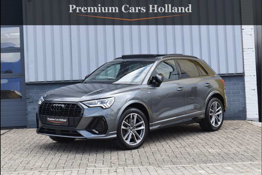 Audi Q3 45 TFSI e S-Line 245 Pk Black Ed Pano Carbon Sonos Leder/Alcantara 19 Inch