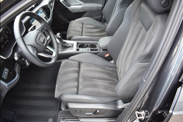 Audi Q3 45 TFSI e S-Line 245 Pk Black Ed Pano Carbon Sonos Leder/Alcantara 19 Inch