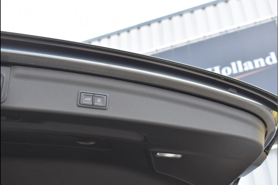 Audi Q3 45 TFSI e S-Line 245 Pk Black Ed Pano Carbon Sonos Leder/Alcantara 19 Inch