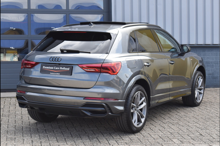 Audi Q3 45 TFSI e S-Line 245 Pk Black Ed Pano Carbon Sonos Leder/Alcantara 19 Inch