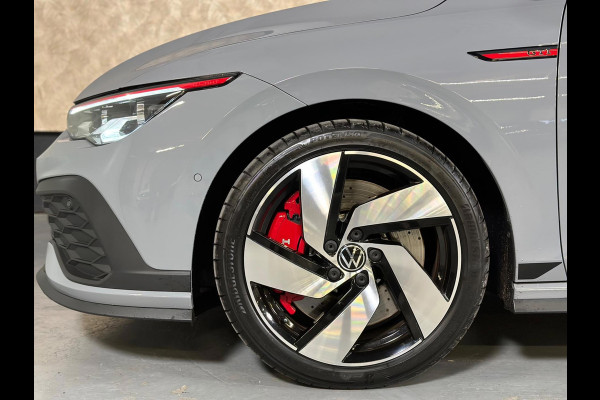 Volkswagen Golf 2.0 TSI GTI Clubsport | NARDO | 300 PK | Pano | IQ. Licht