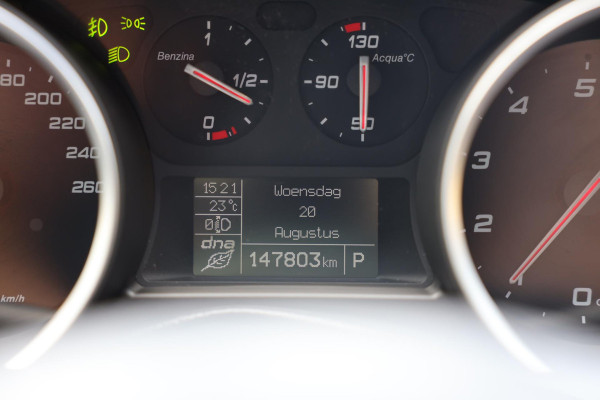 Alfa Romeo Giulietta 1.4 Turbo QV Line / 170 PK / AUT / Cognac Leder / Navi / Ecc / Cruise Control / Led / Pdc / 18 Inc