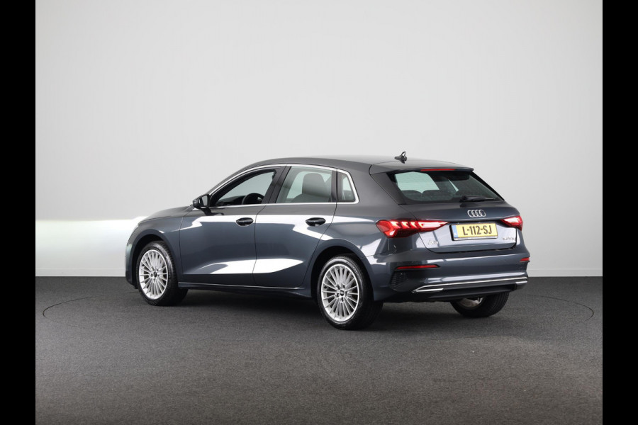 Audi A3 Sportback 30 TFSI Business edition 110 pk S-tronic | Navigatie | Parkeersensoren achter | Autom. airco | Apple Carplay/Android Auto | LED koplampen |